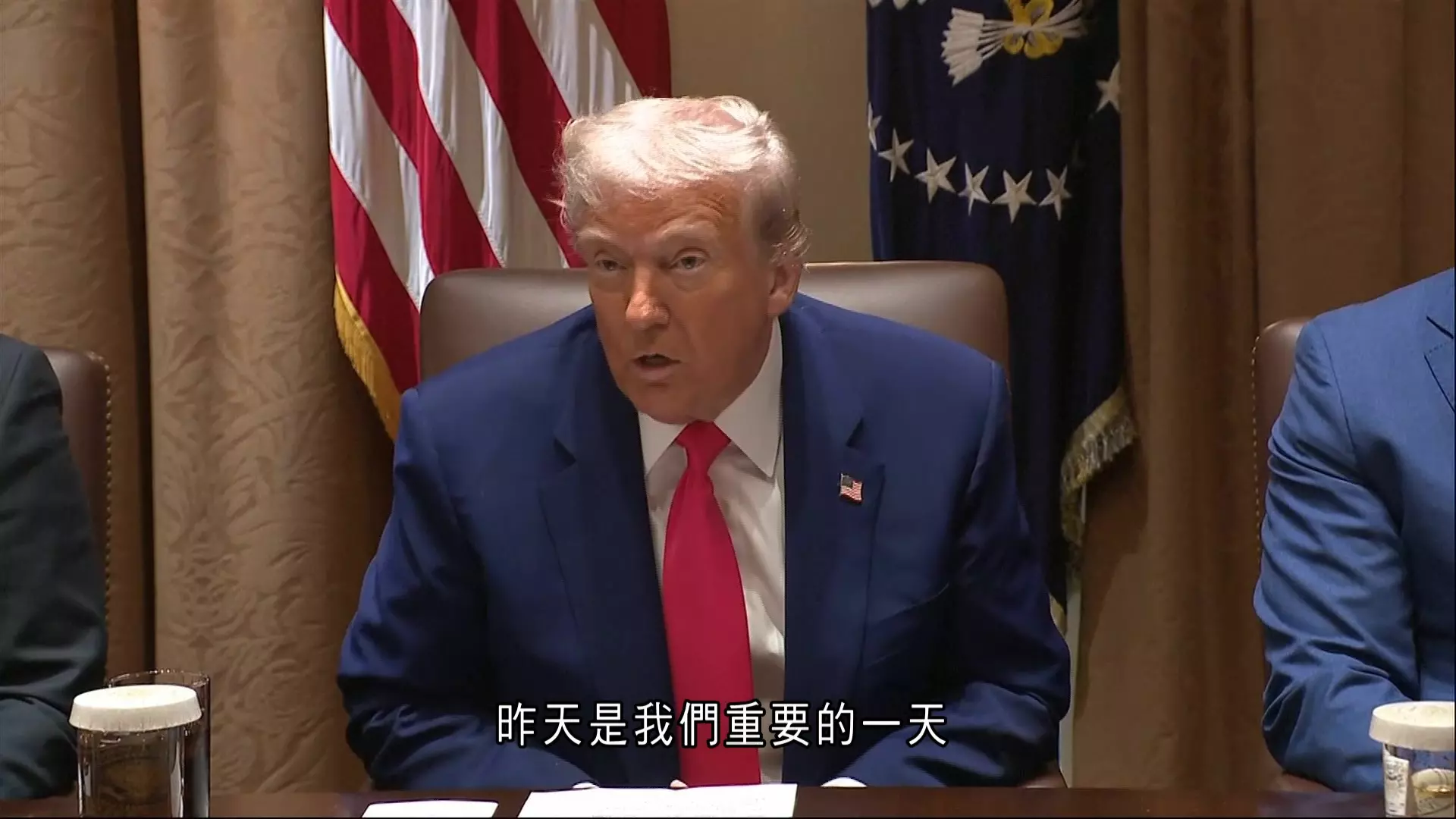 貿易戰｜特朗普期望與中方達成協議　美國對內地及香港小額包裹關稅由90%升至120%