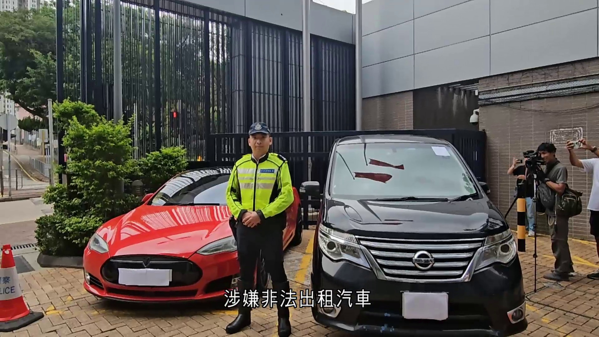 警方新界南打擊白牌車　「放蛇」拘捕兩男司機
