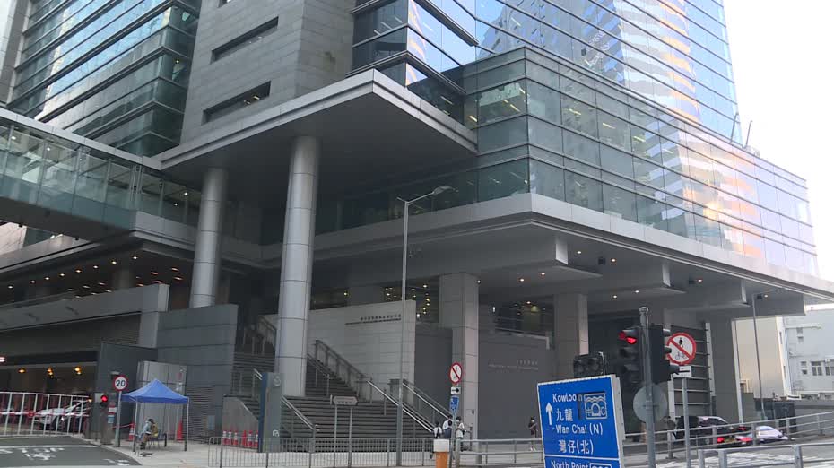 18歲男涉商廈洗手間寫煽動字句被國安處拘捕　下午提堂