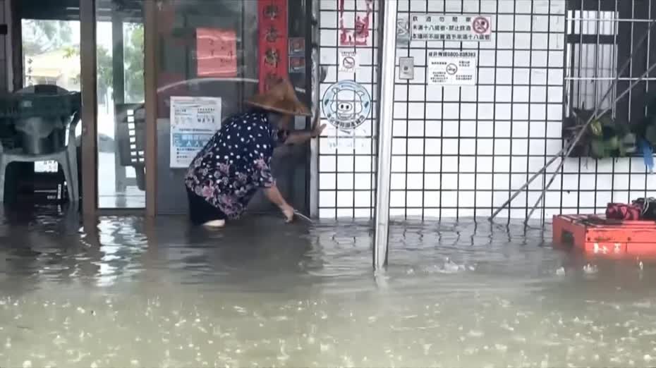 中央氣象台發布颱風藍色預警　「竹節草」再度增強為熱帶風暴