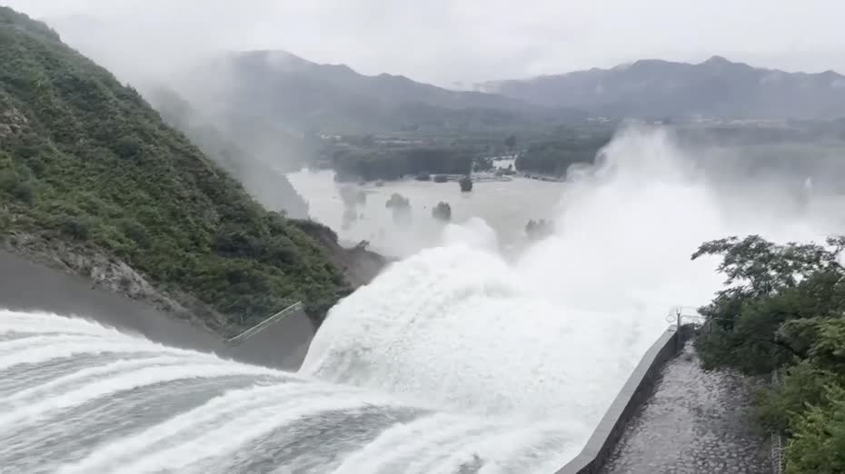 華北暴雨｜河北全省35.6萬人受災　消防繼續搜救失蹤者