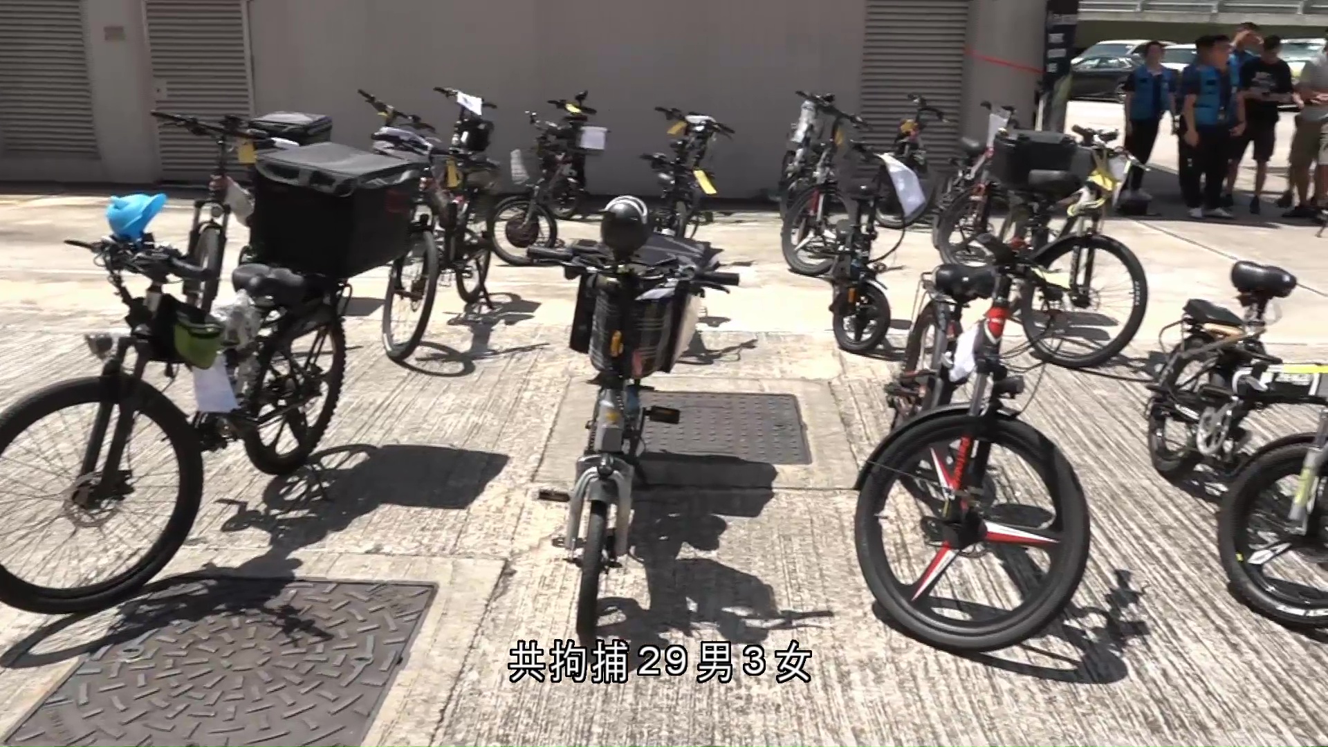 警打擊非法駕駛電動單車拘42人　包括11名工作中外賣員