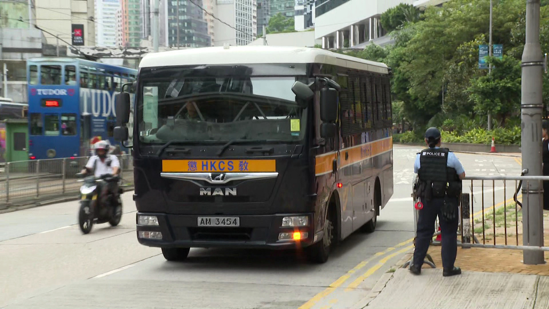 口岸爆炸案｜法官指被告有權不回答有關身體不適問題　不應將此作為不利考慮