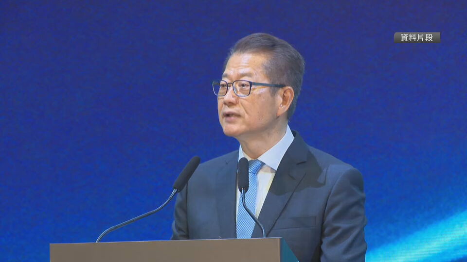 財政司司長陳茂波明啟程訪美