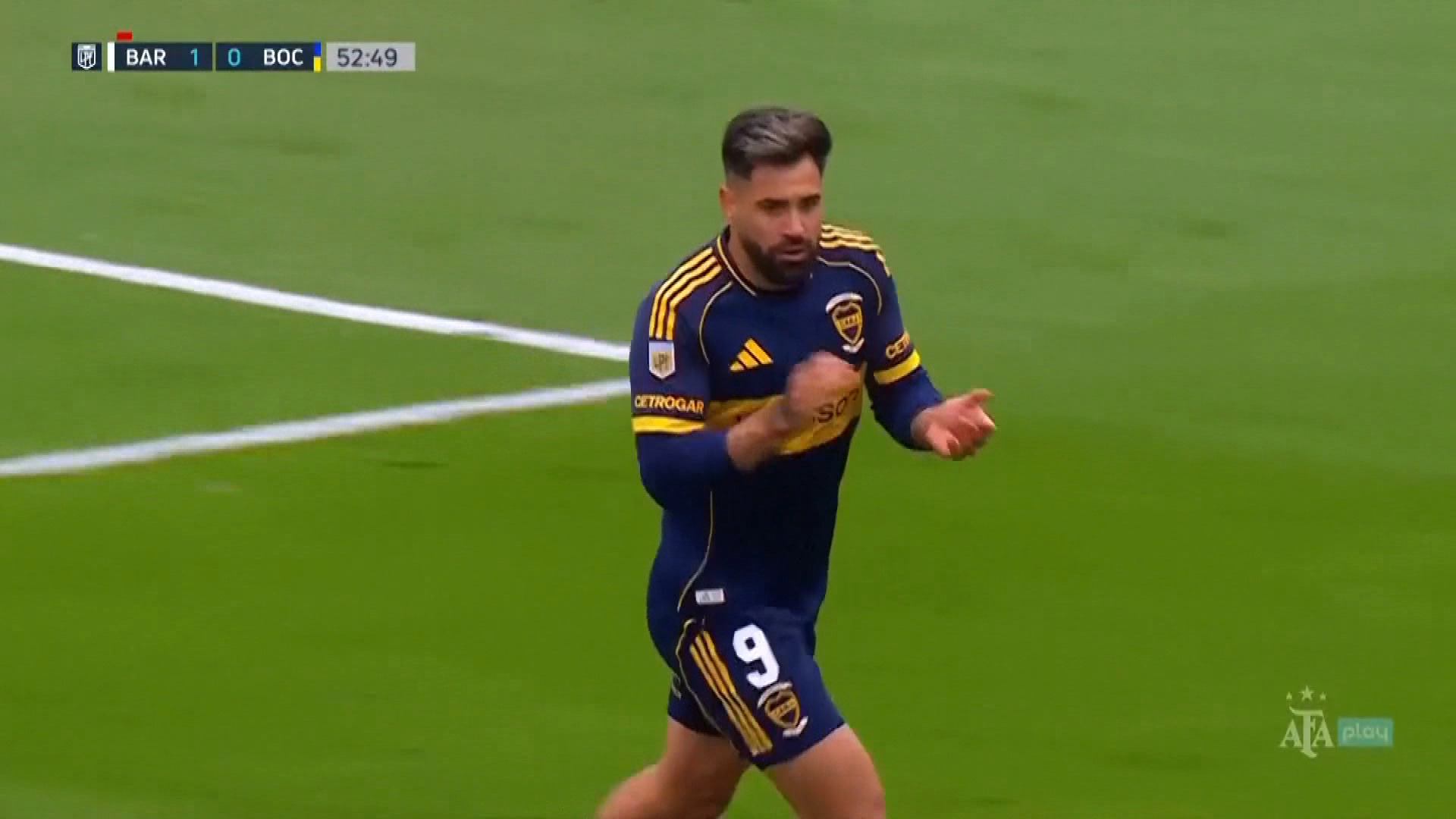 阿甲|小保加3比1巴拉卡斯中央 一度落後下連入3球反勝