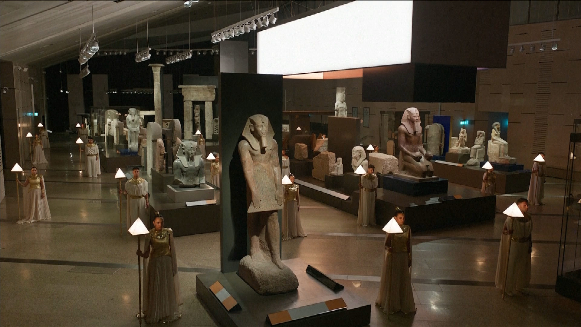 大埃及博物館舉行開幕禮　逾70國代表出席　習近平致信祝賀