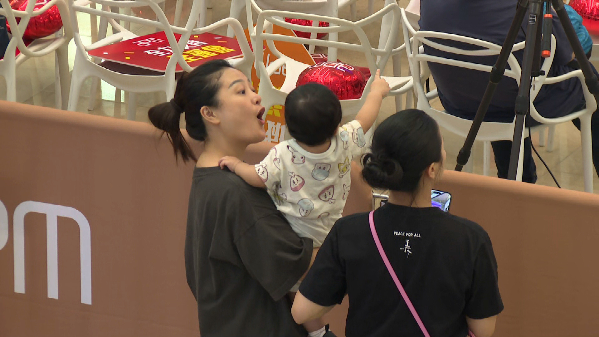 全運會｜商場直播開幕儀式　指帶旺人流、生意增長　市民：氣氛好好