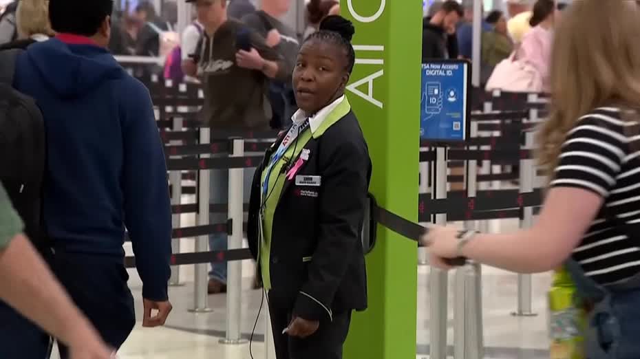 美政府停擺｜連續第三天削減航班　運輸部警告恐致感恩節大混亂