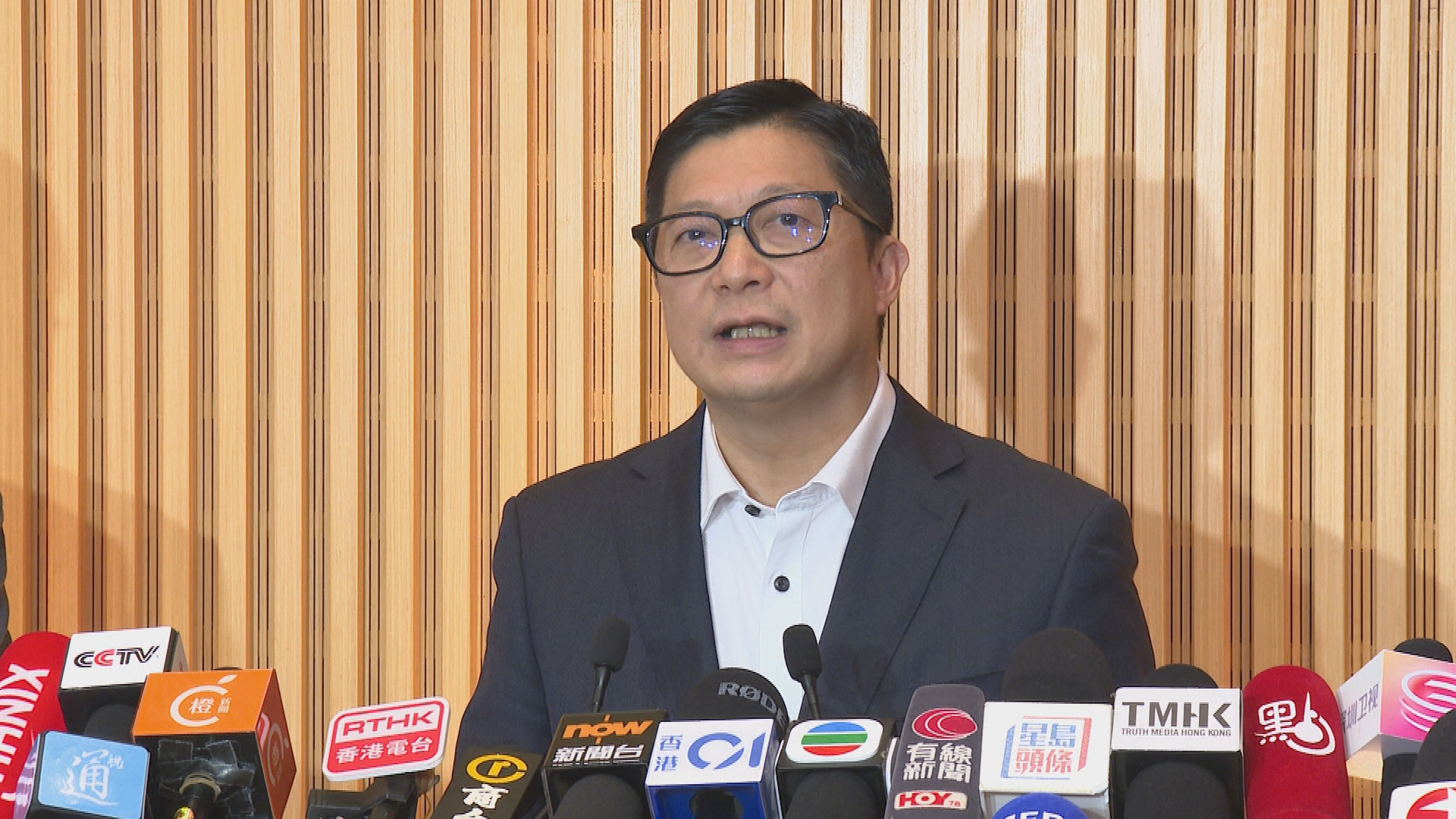 大埔宏福苑五級火｜據悉國安處至今拘捕3人　鄧炳強：有人藉假消息危害國安