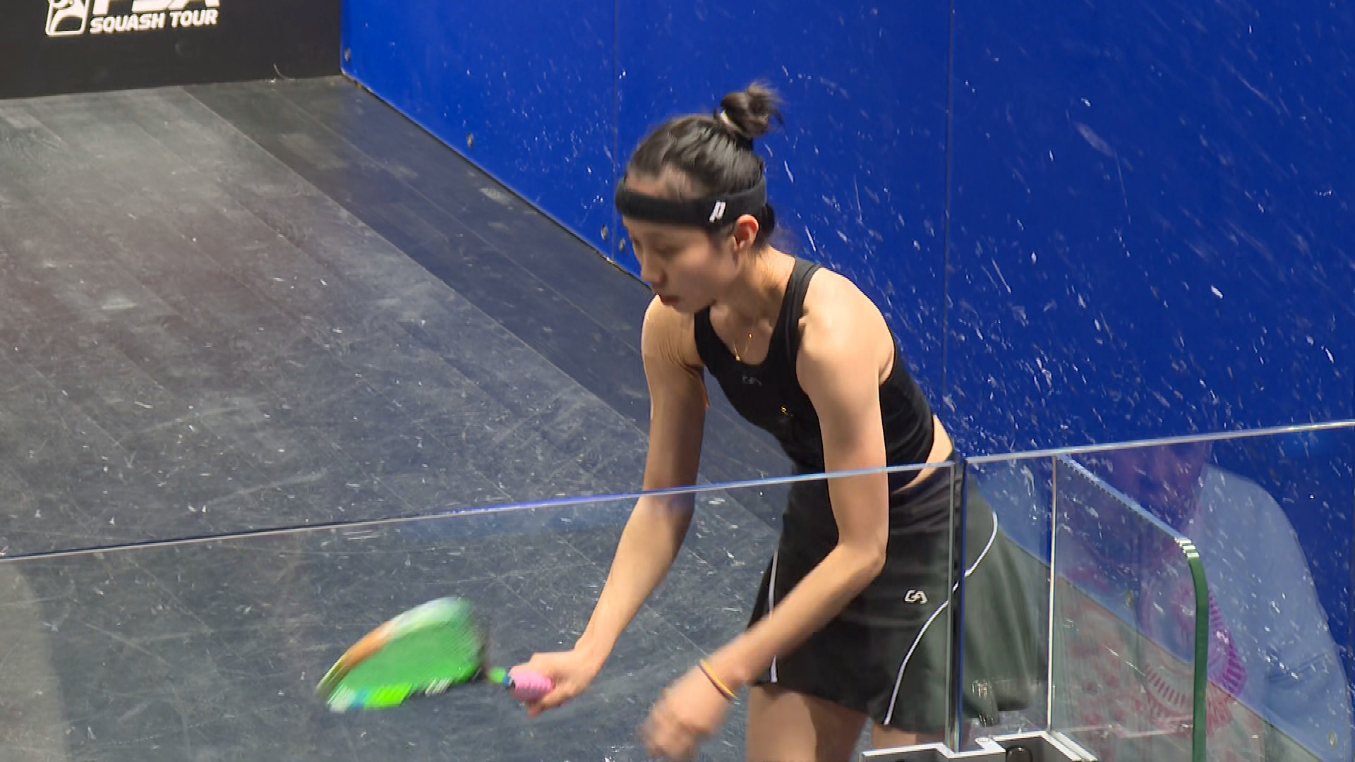 香港壁球公開賽　何子樂首圈直落三局不敵辛拿