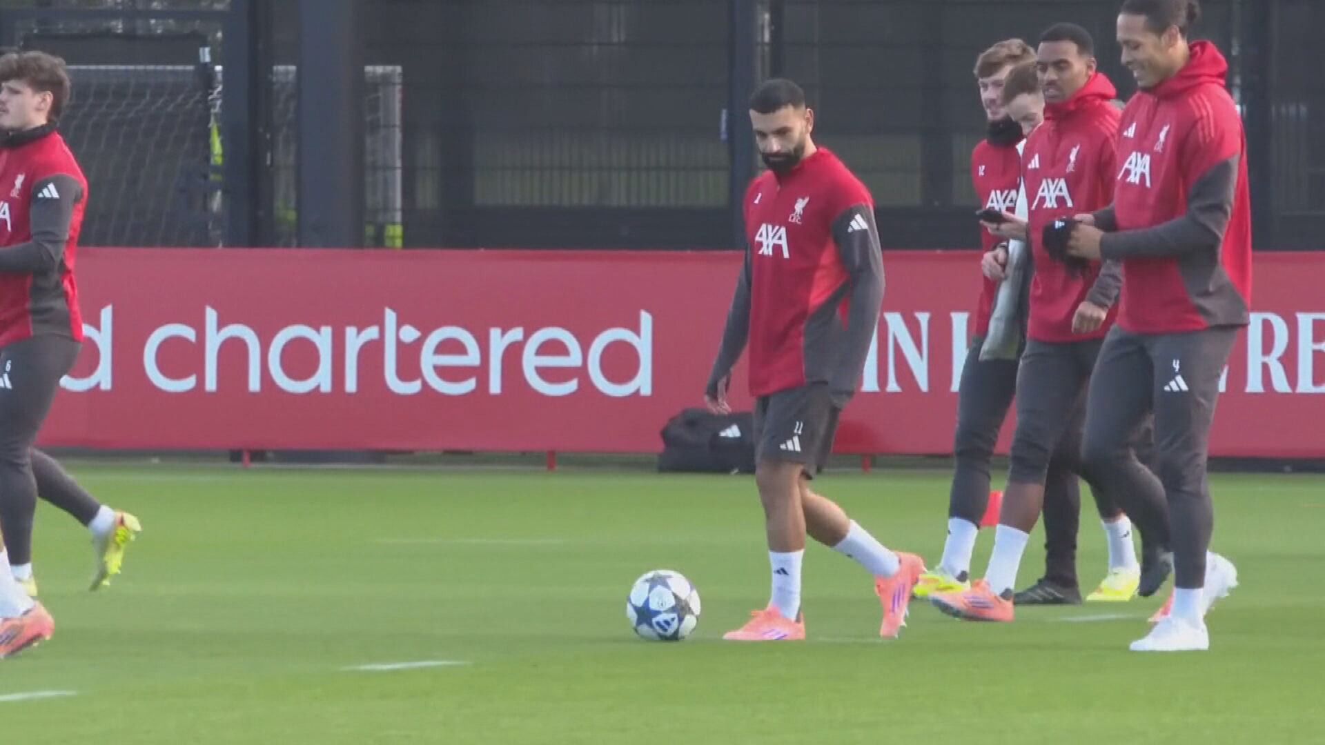 沙拿公開批評利物浦及領隊後如常操練