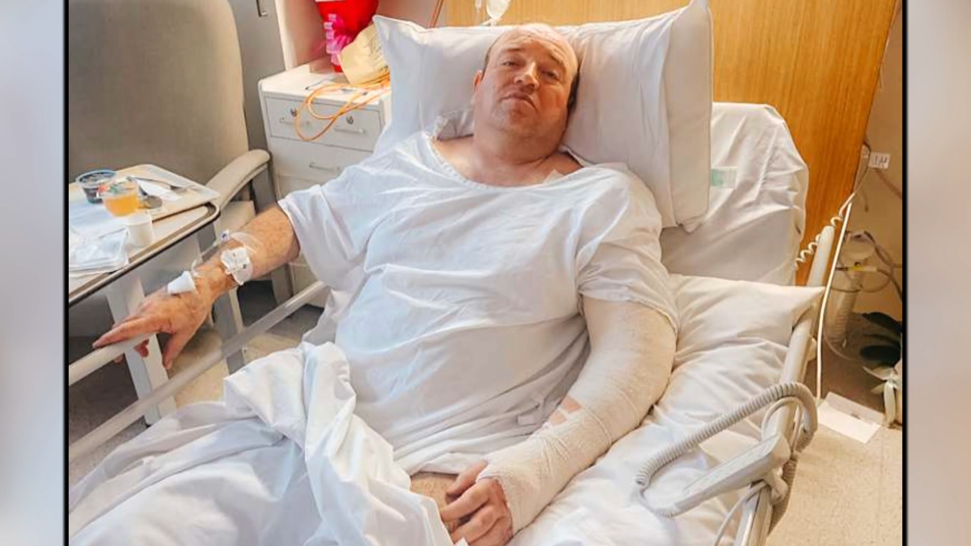 悉尼海灘槍擊案｜敘利亞裔公民奮勇奪槍受傷　獲澳洲總理讚為英雄