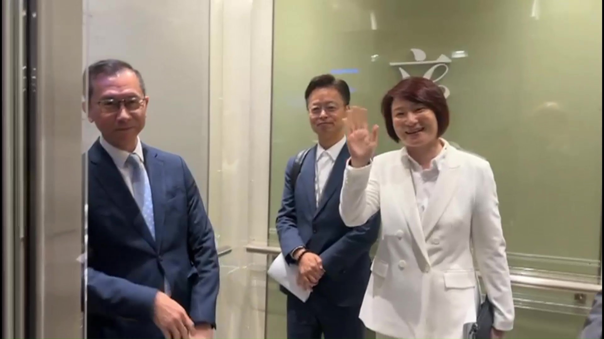 被問會否競逐立法會主席　李慧琼：稍後交代