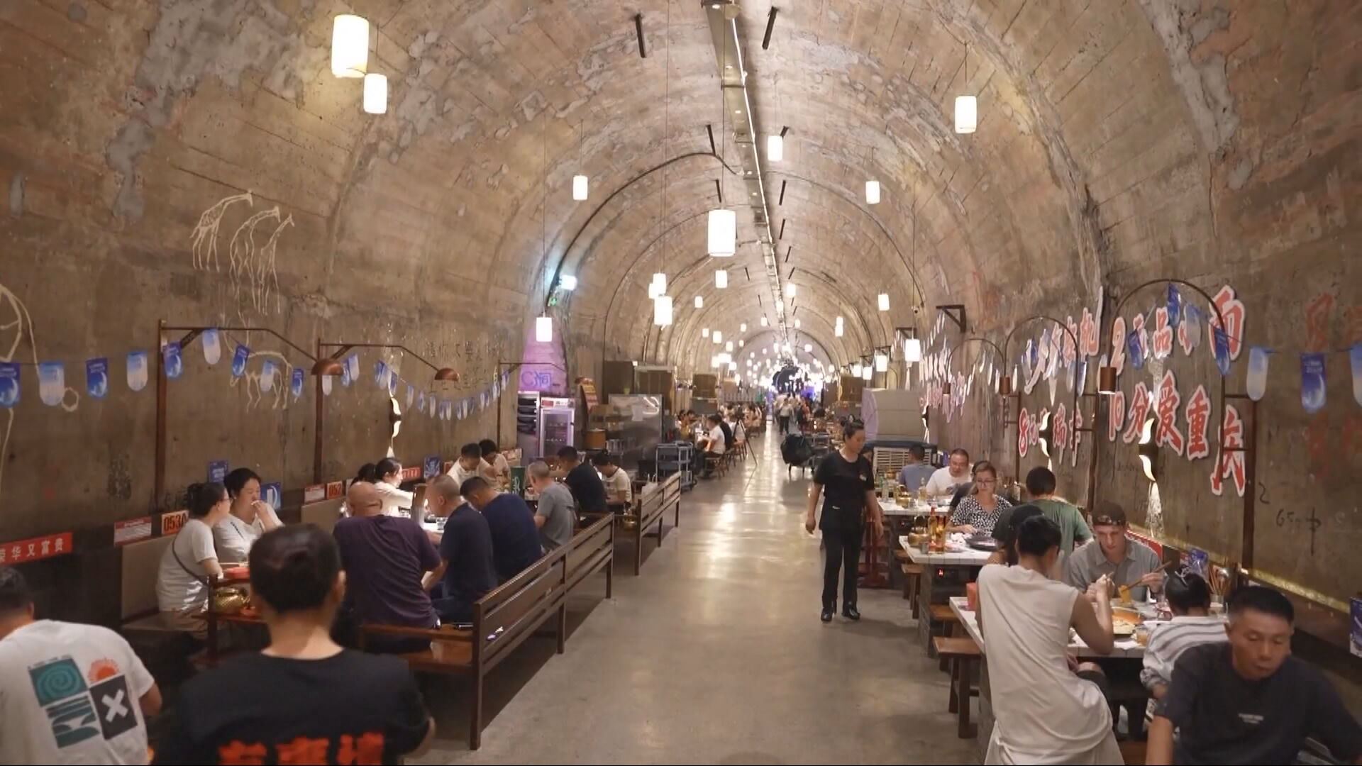 彭博：阿里推AI服務助餐廳提升競爭力