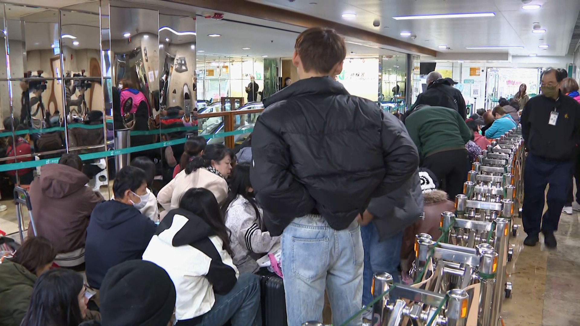 免試簽發駕照｜運輸署停現場派籌　下周一起改派「電子即日籌」