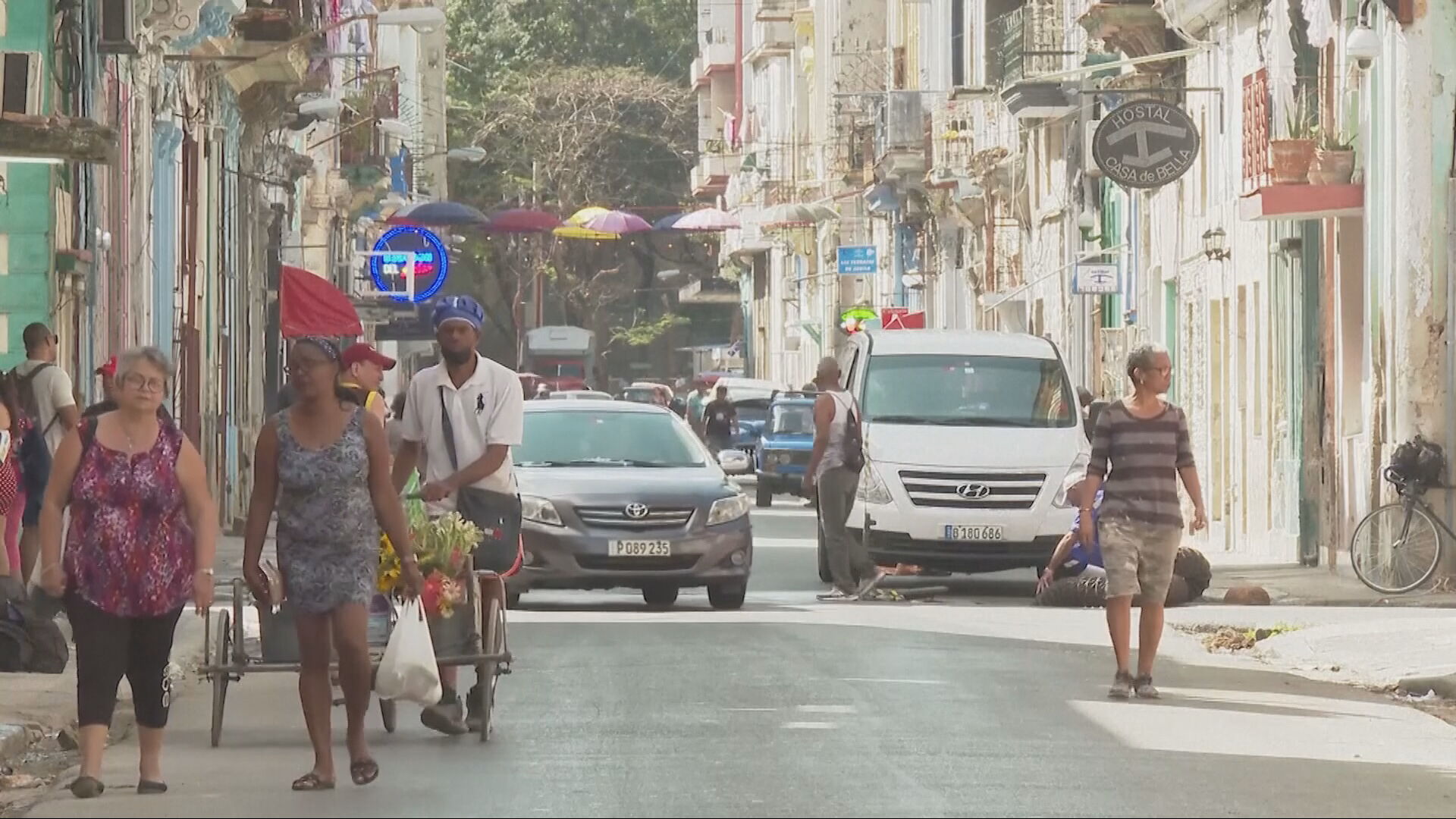 特朗普：將斷絕石油或資金流入古巴　促盡快達成協議