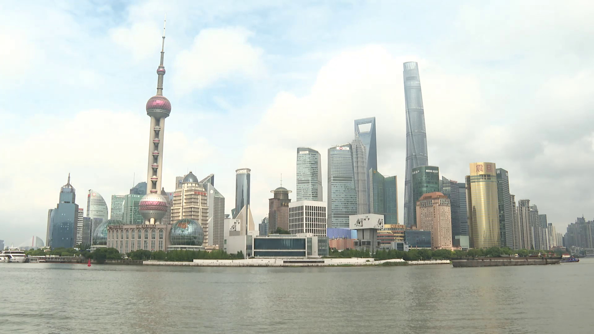 彭博：大型中資券商增聘投行業務員工　初級員工薪酬重返整頓前水平