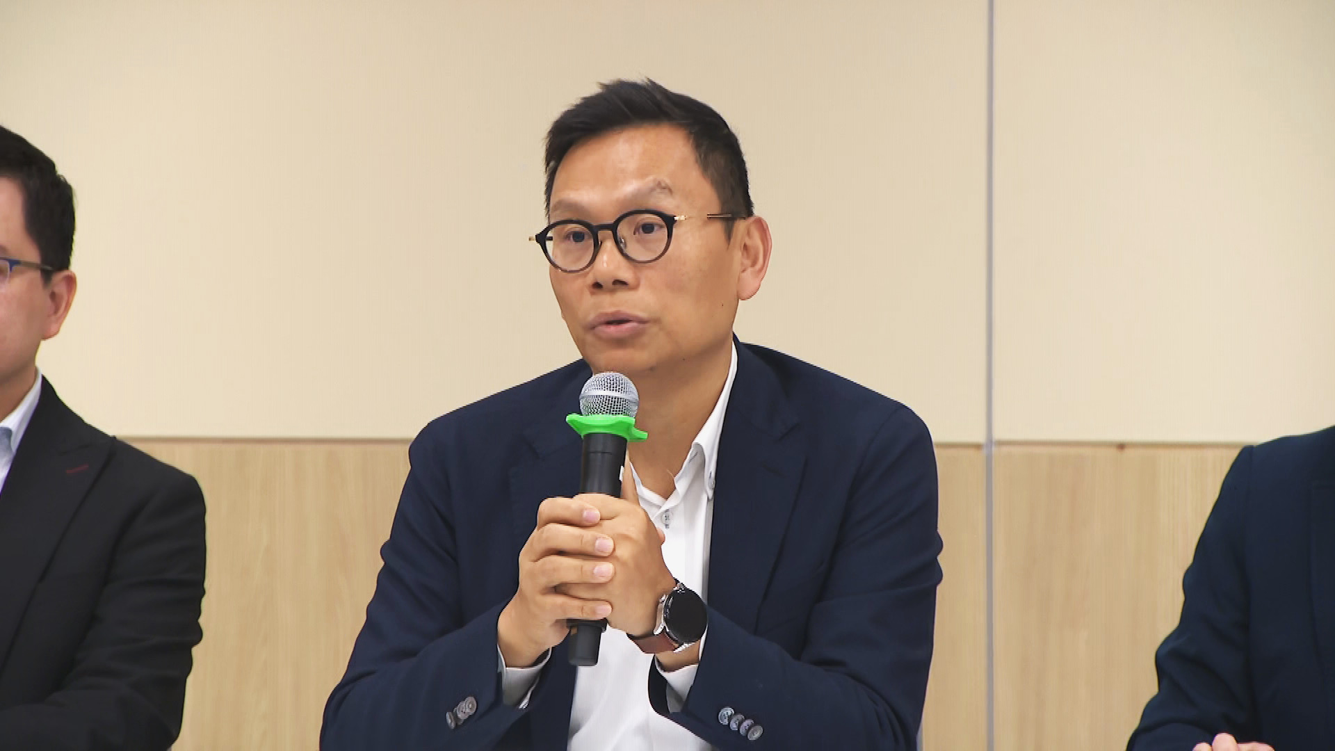 安全帶｜去年審議法例時指毋須公眾諮詢　陳恒鑌強調經過充足討論