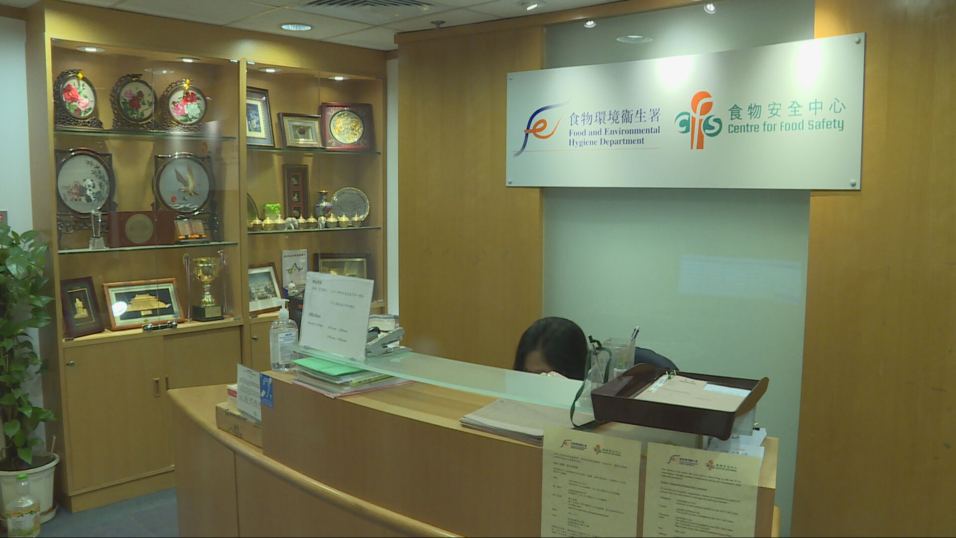 食物中毒｜涉兩供應商生蠔　食環署指示業界停售　採特別行動加強巡查