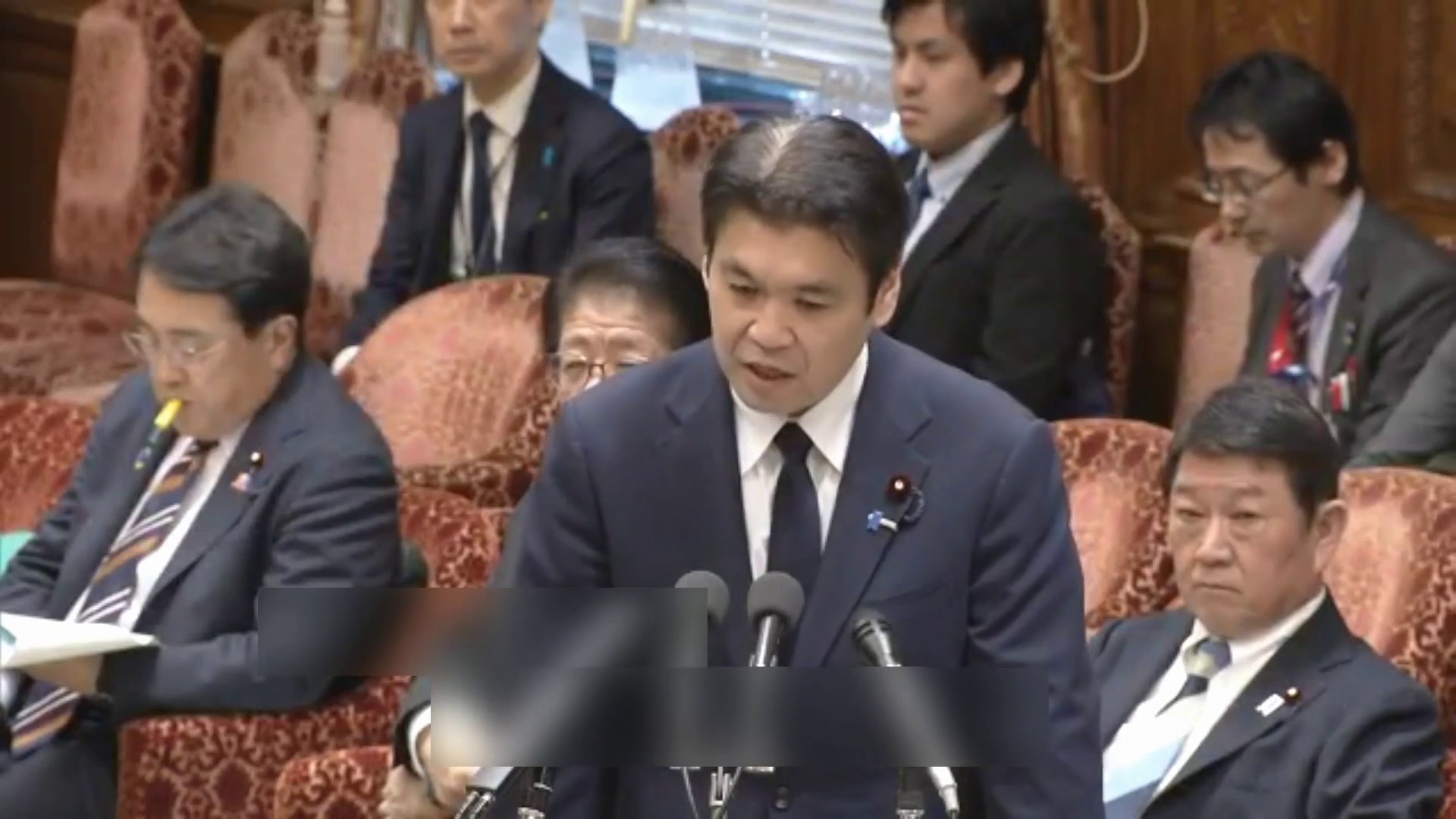 日本高市內閣再上任不足一個月　有閣員捲婚外情醜聞公開致歉