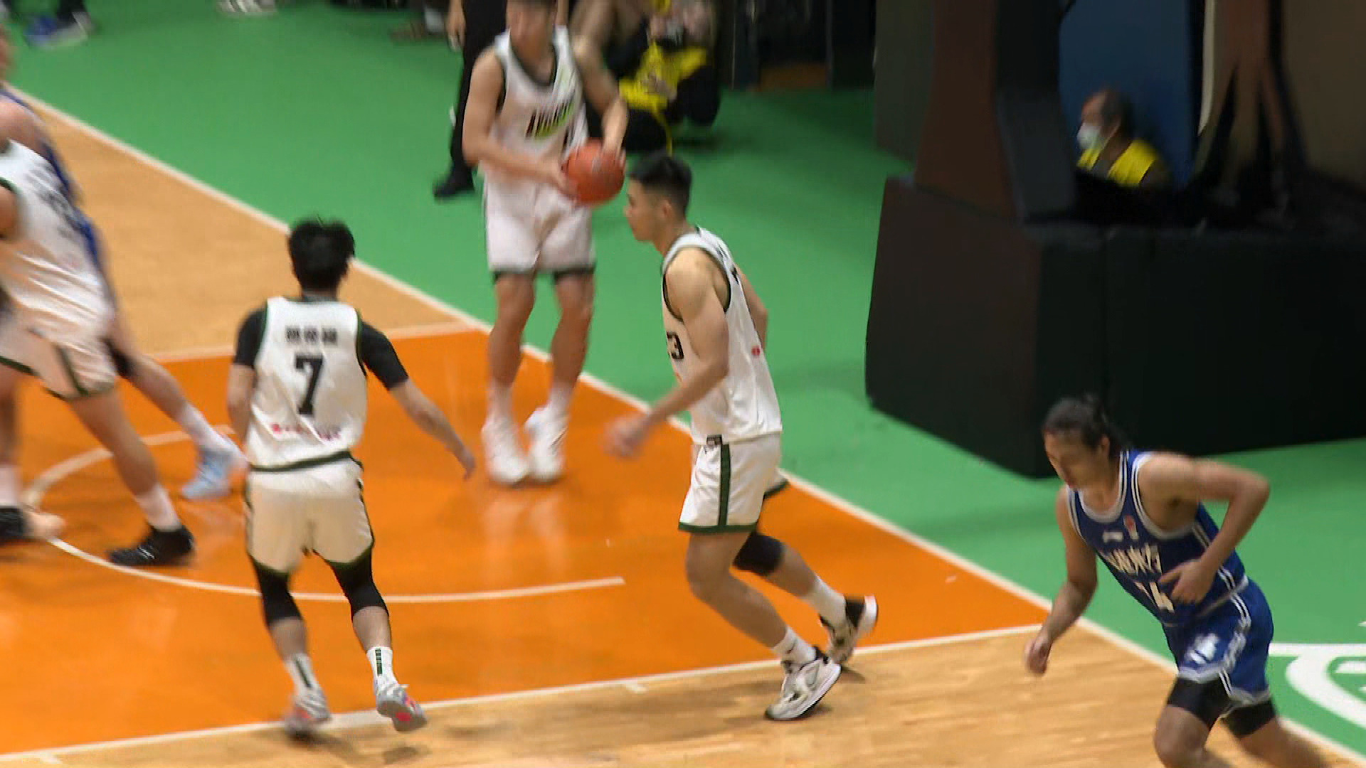 甲一籃球總決賽　香港東方大勝滿貫　場數領先2比1