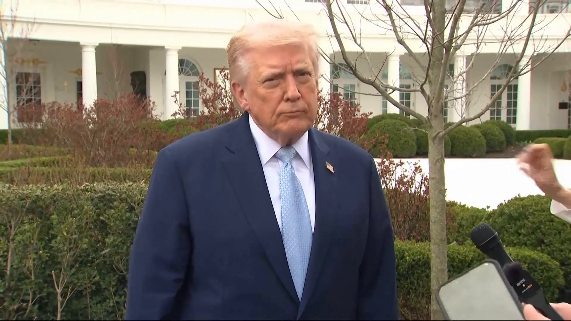 伊朗局勢｜特朗普：考慮逐步結束軍事行動　霍爾木茲海峽應由使用國家維護