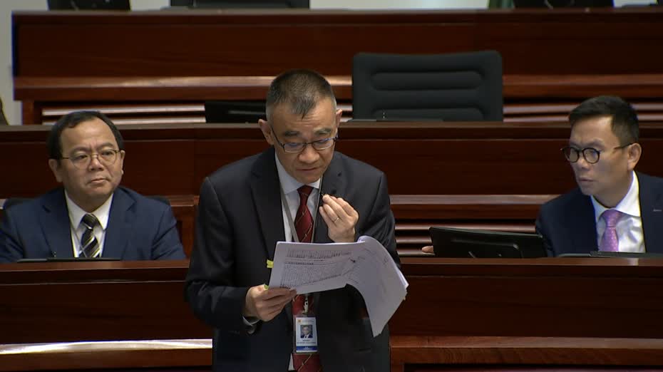 有議員批專業服務出海平台名單過於簡單　丘應樺強調需時優化