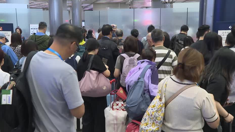 復活清明長假期｜機場、高鐵站現離港人潮　崔定邦稱暫未見燃油附加費有大影響