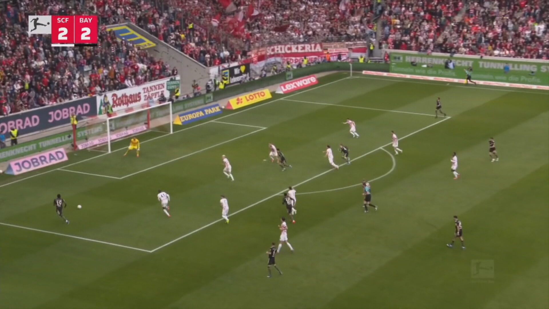 德甲｜拜仁慕尼黑3比2反勝弗賴堡