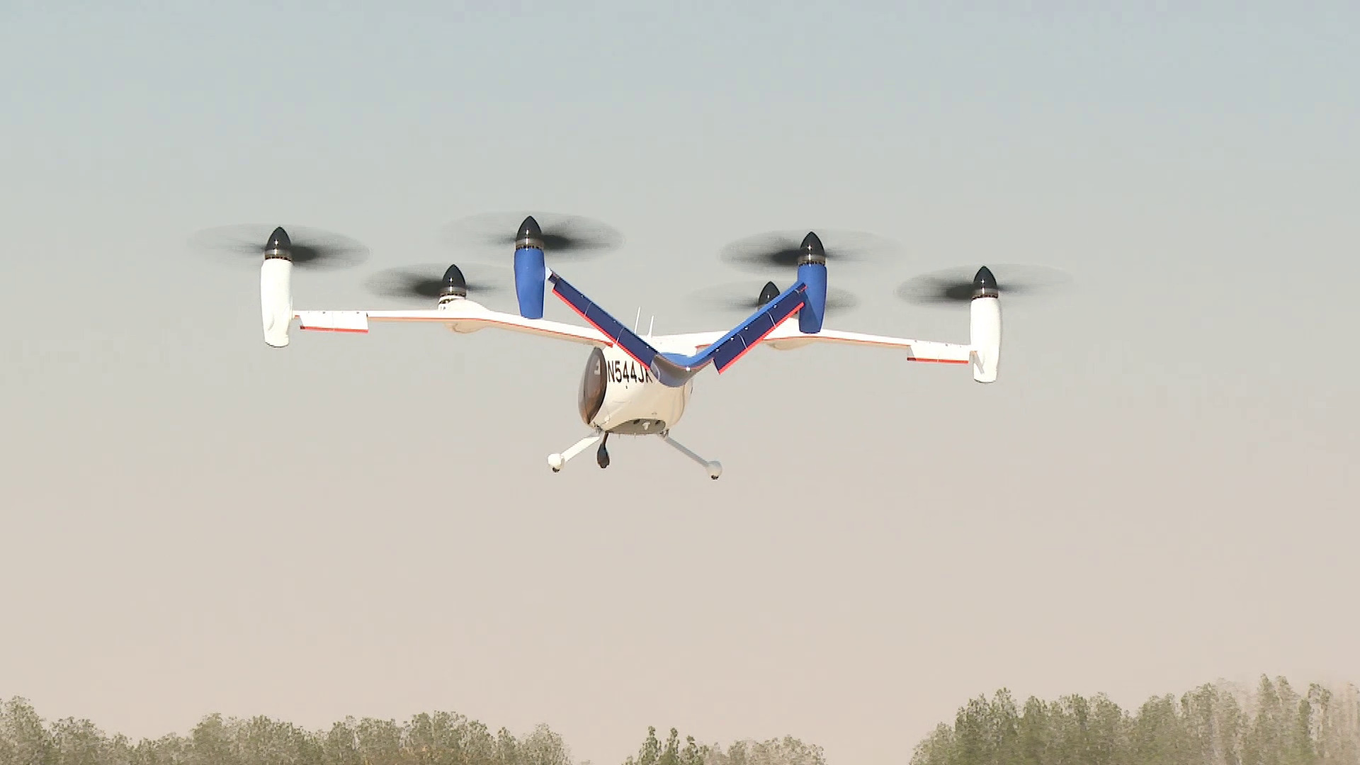 阿聯酋迪拜夥Uber推「空中的士」　機場往返棕櫚島縮短至最快11分鐘　初期主打商務客