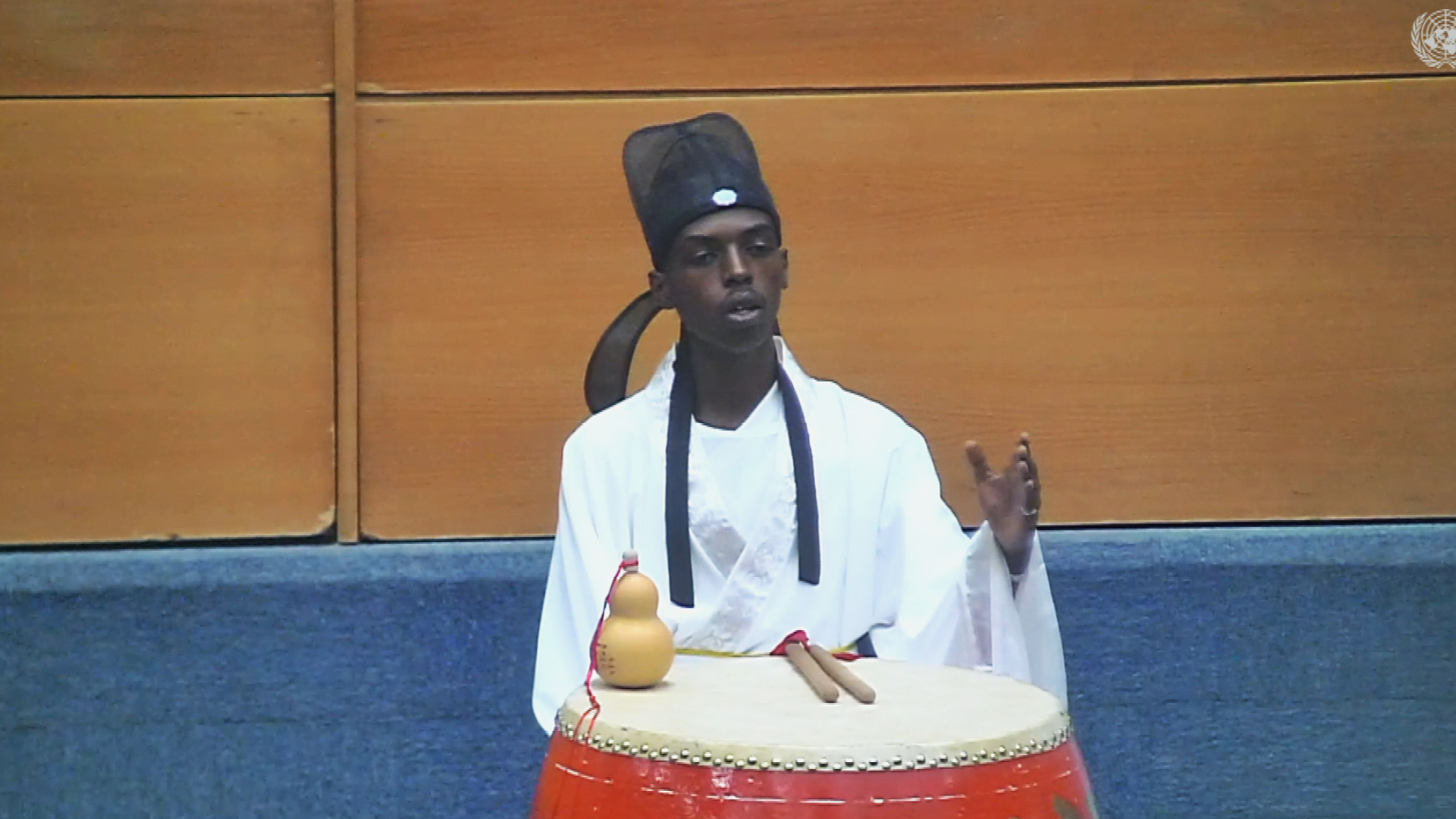 聯合國中文日｜肯尼亞內羅畢辦文藝活動　朗誦李白《將進酒》