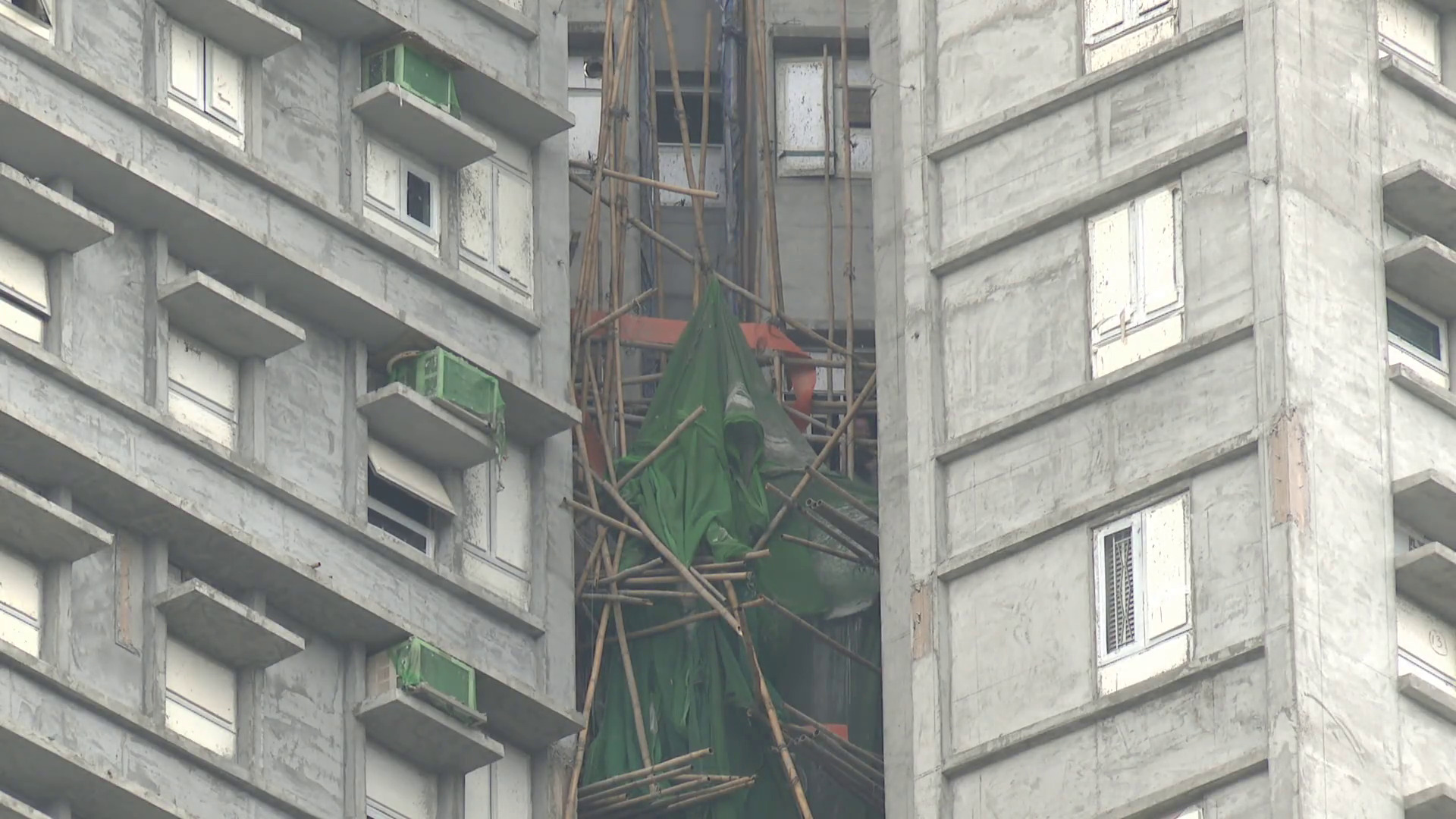 宏福苑聽證會｜外牆工程分判商港鵬工程作供　稱宏業要求每五層開「生口」