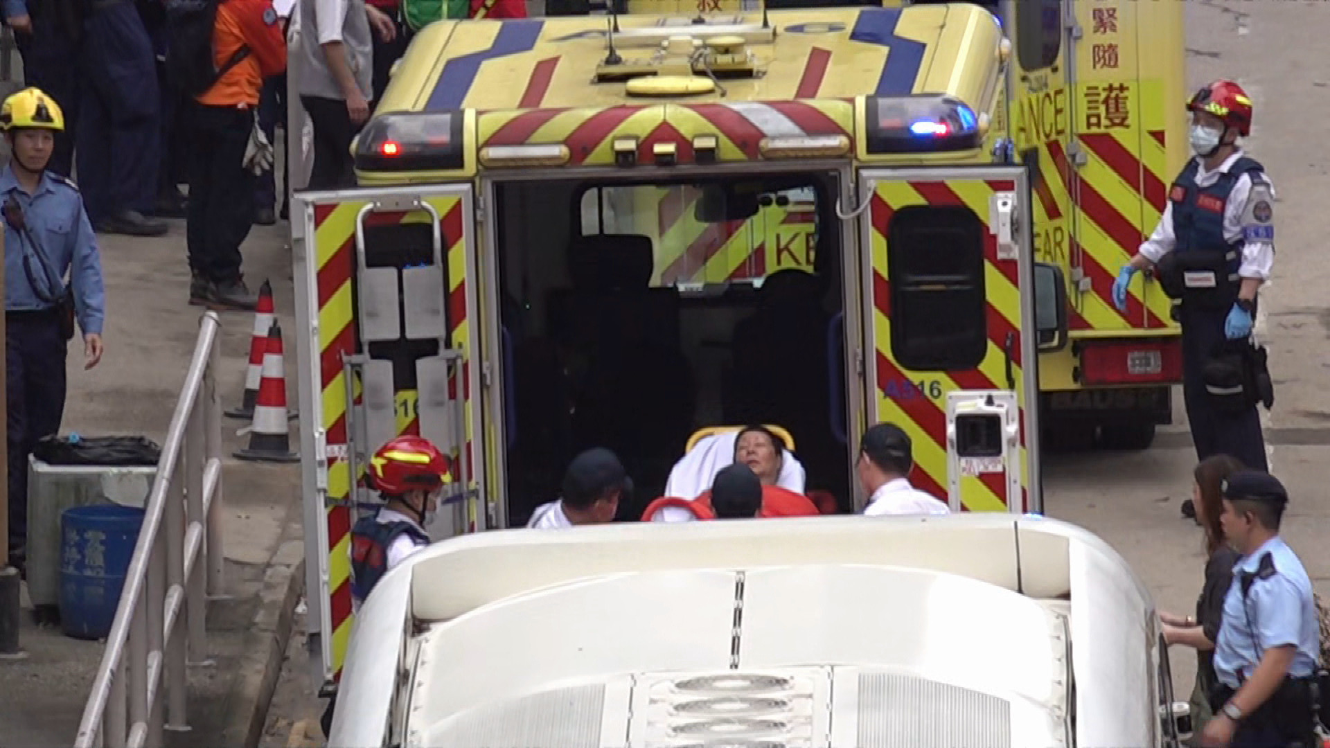 宏福苑｜有上樓執拾居民不適送院　一度需用呼吸儀器