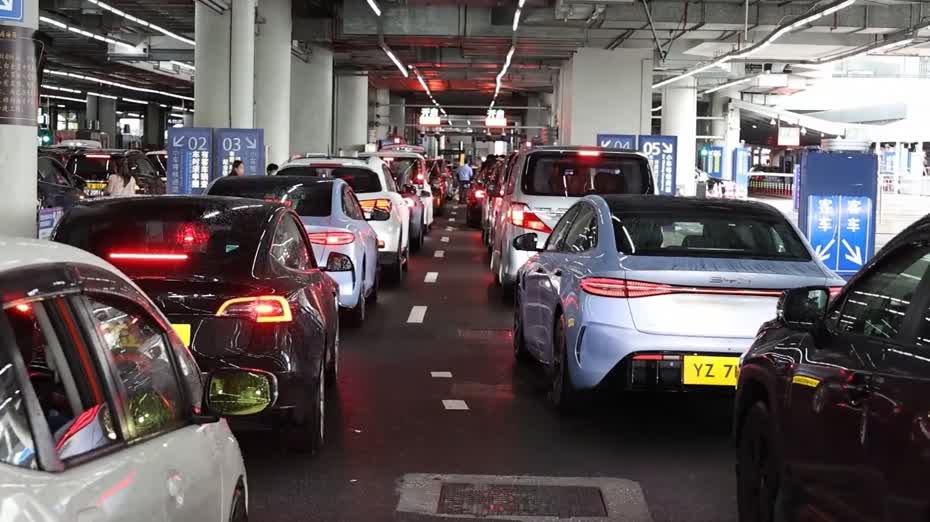 下周四起來往港澳非商用私家車配額增至1,400個