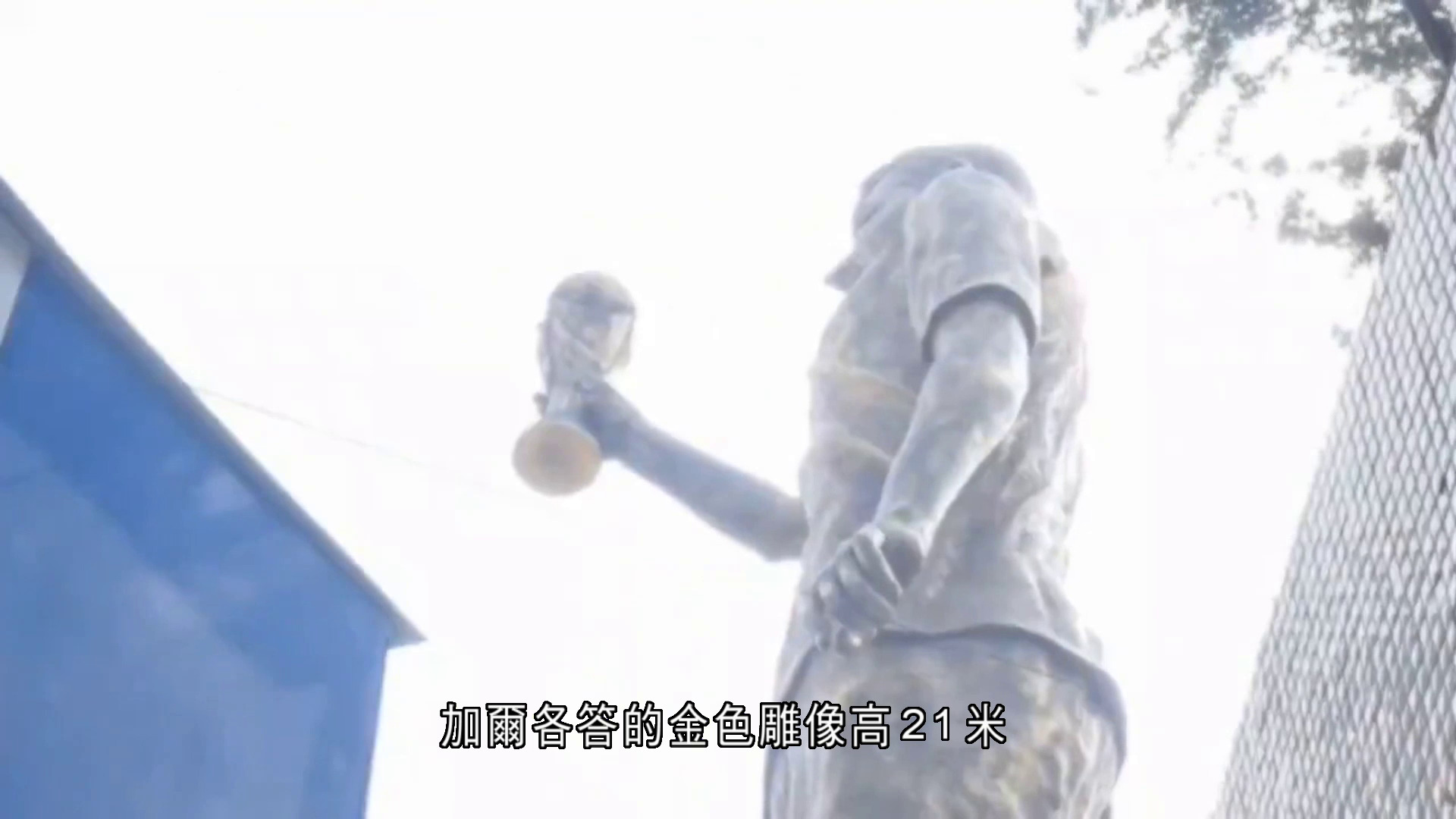 印度美斯雕像強風中搖擺　工程師指結構不穩需移除