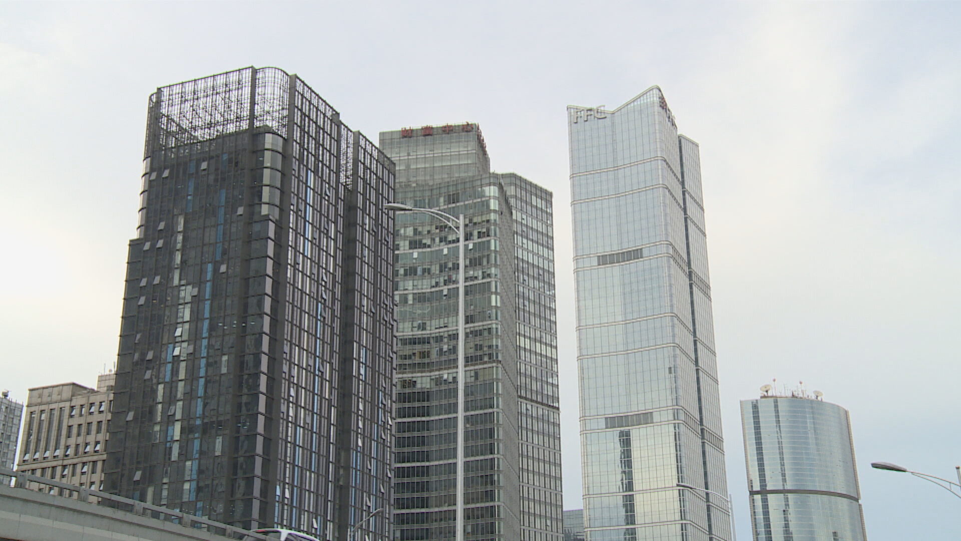 傳KKR與AEW大幅折價抛售中國房地產資產
