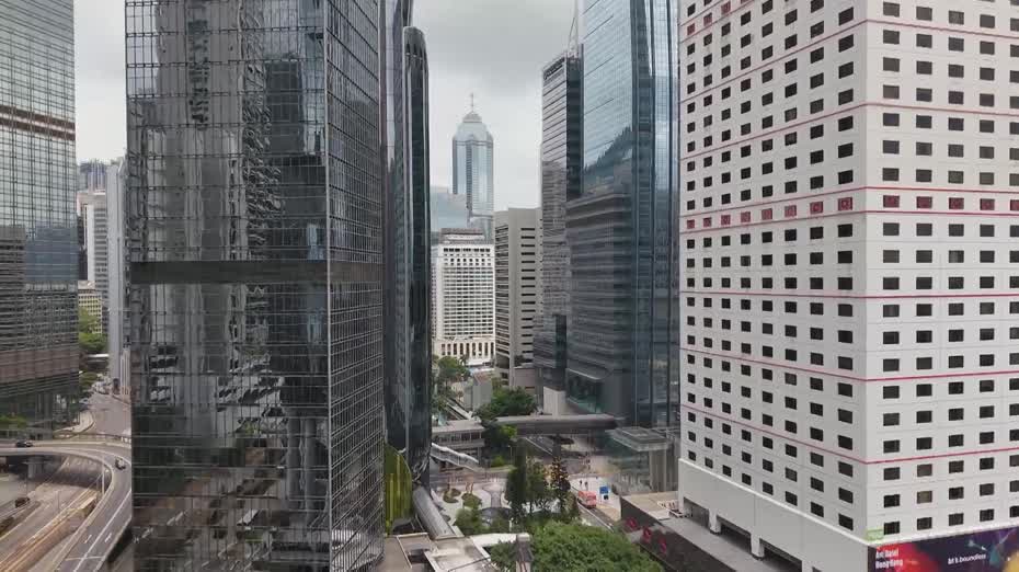 長江中心二期據報出租率顯著升至六成　分析：甲級商廈市場見底