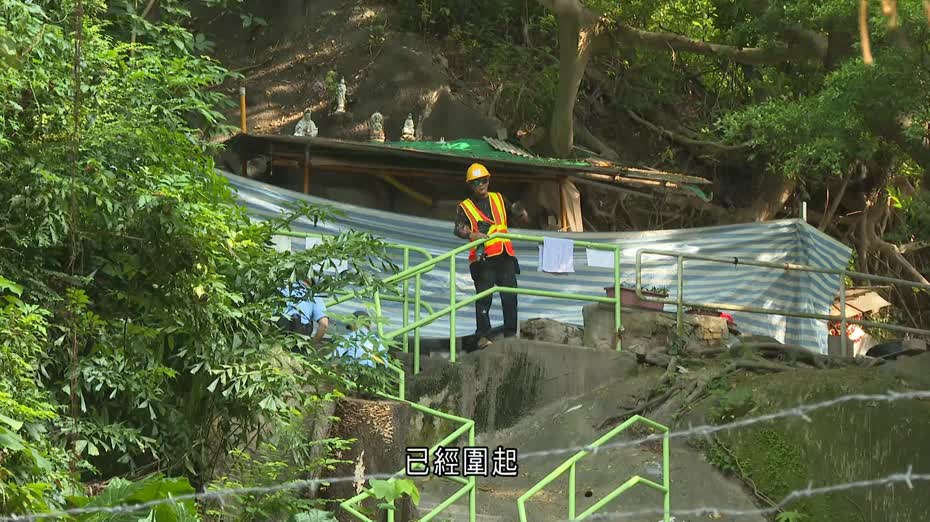 主教山清場｜陸續清走神像、運動設備等　居民感不捨　冀政府盡早設置新康體設施