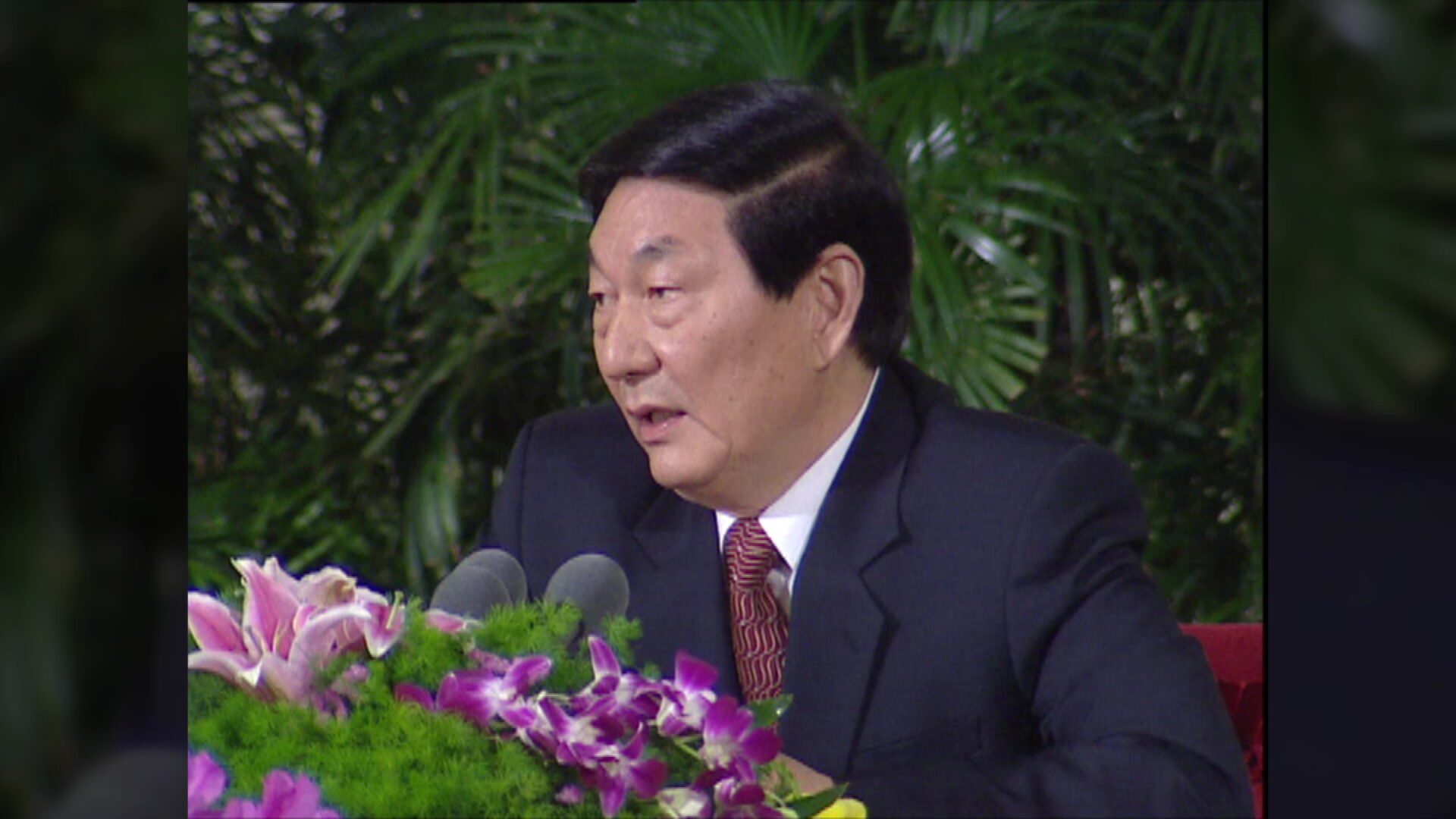 朱鎔基逝世｜遺體周二北京火化　天安門、港澳等地下半旗誌哀