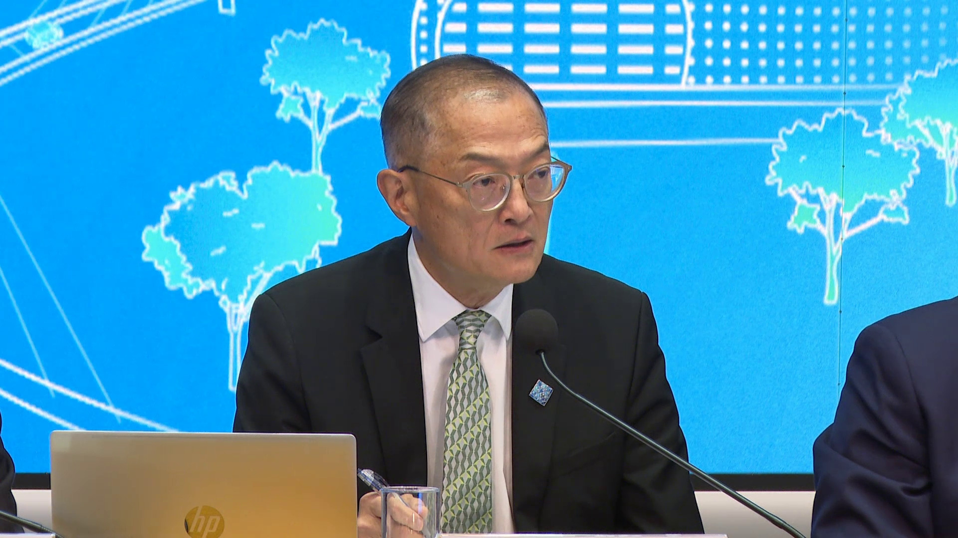 施政報告｜盧寵茂：醫管局無機制聘請所有本地護士畢業生　否認內地同工搶飯碗