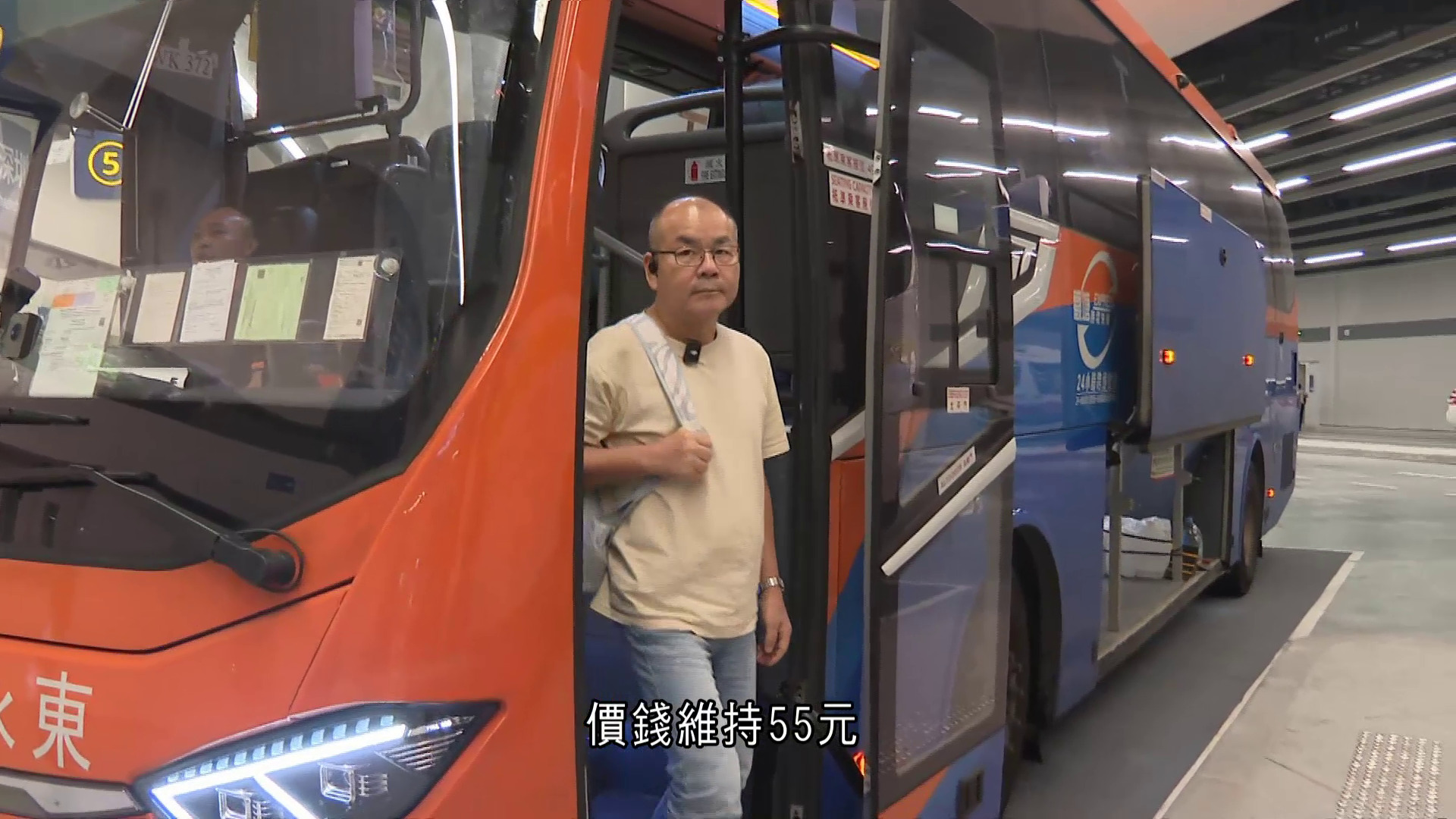 新皇崗口岸｜直通巴減價、加中途站搶客　乘客：車程順暢、憂旺季要排隊落客