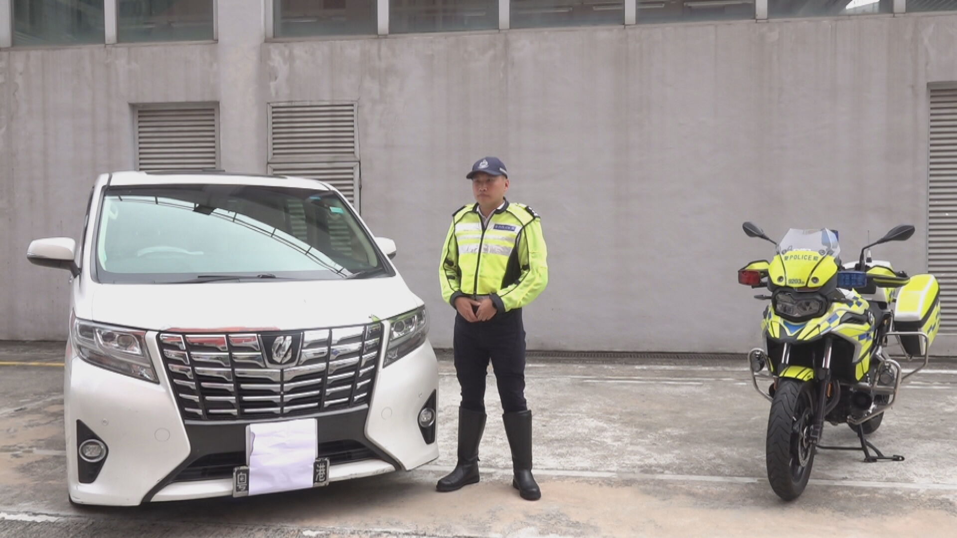 跨境白牌車｜42歲內地漢被捕　據悉持有免試簽發本港駕照